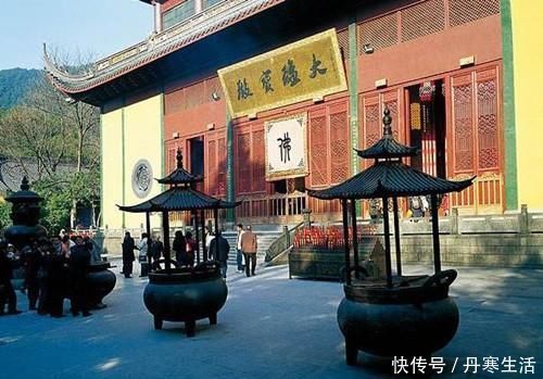 文学作品@灵隐寺中的一副对联,仅有14个字,却写尽了一生,点醒多少世人