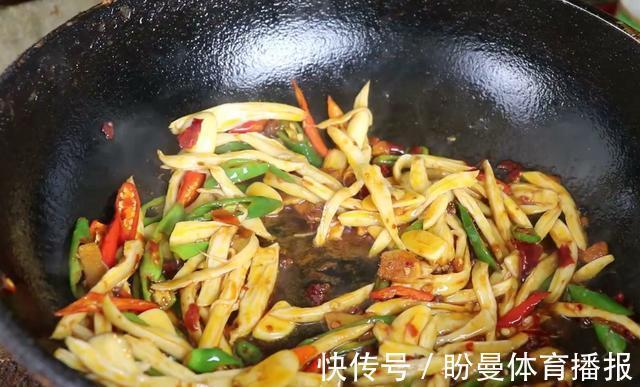 爆炒|别总是大鱼大肉,教你杏鲍菇新鲜吃法,好吃过瘾,快来试试吧