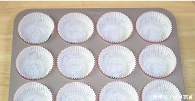 零黄油零鸡蛋, 这样的蛋糕太棒了,家庭小蛋糕,好吃到停不下来!