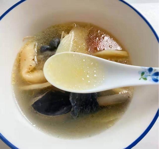 一锅|冬天进补,这汤常给孩子喝,每周炖一锅,营养极高,身体更舒服