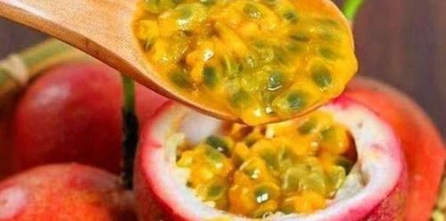 女性到了中年,推荐3种食物,排毒润肤,降压减脂,增强体质