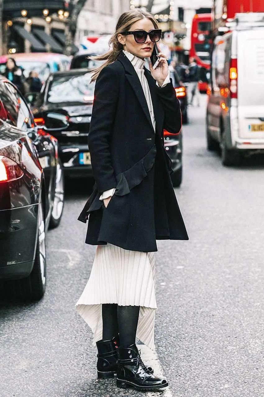  搭配大衣|你穿大衣+靴子的样子，真的时髦极了！