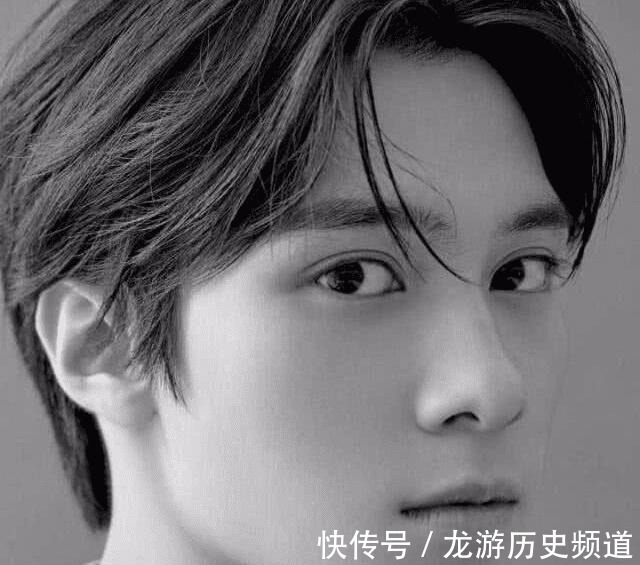 剪短|你还在被理发店安排“两边剪短”发型19年潮流男士发型指南!