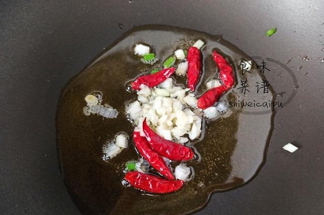 包菜炒粉条,很多人第一步就错了,大厨教你一招,营养下饭不起坨