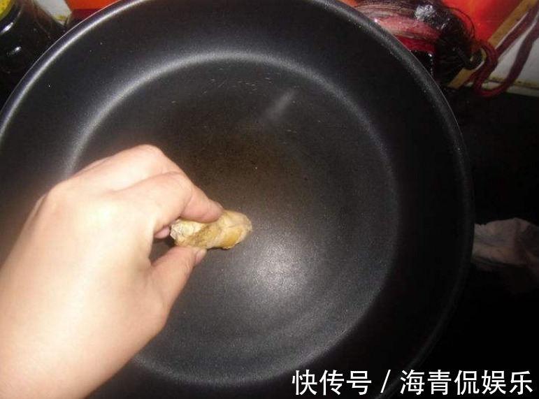 煎鱼，千万别直接下锅煎！大厨教你4招，不粘锅不破皮，不碎不腥