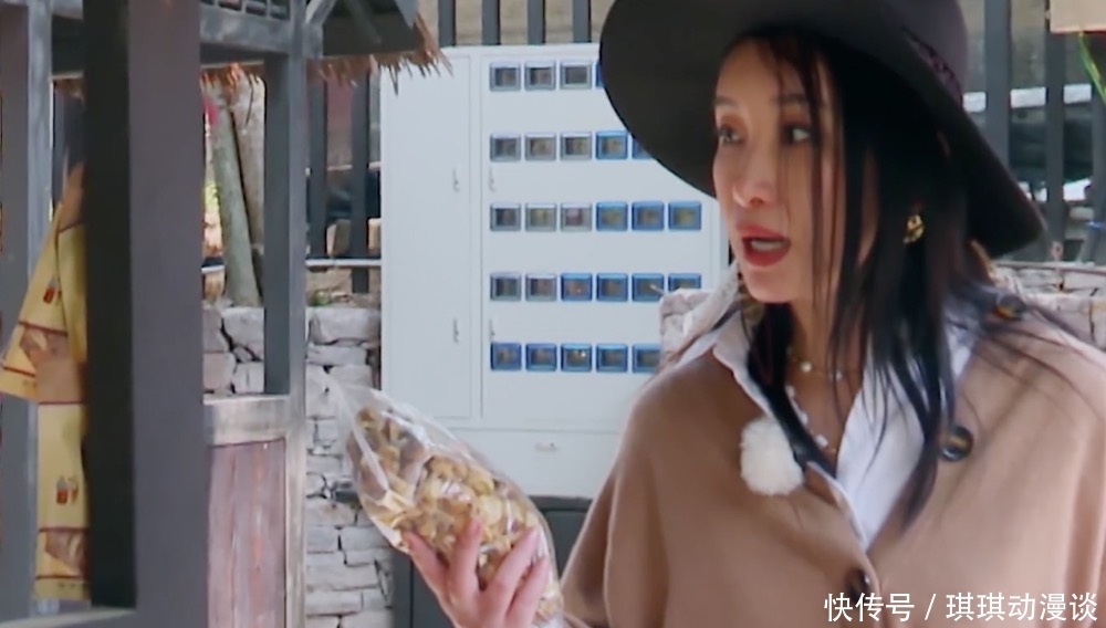 安利 为何秦海璐受大家欢迎？当她戳穿蒋勤勤安利的美食时，我有了答案