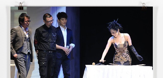 邵岩大师#姑娘，跨界可不是这样玩的，写书法请穿好您的衣服！