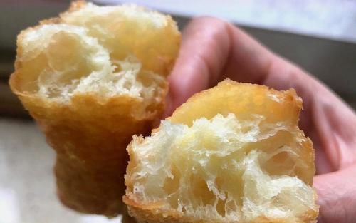 想在家做油条，就教你油条店的独家配方，保证炸出来好吃还有韧劲