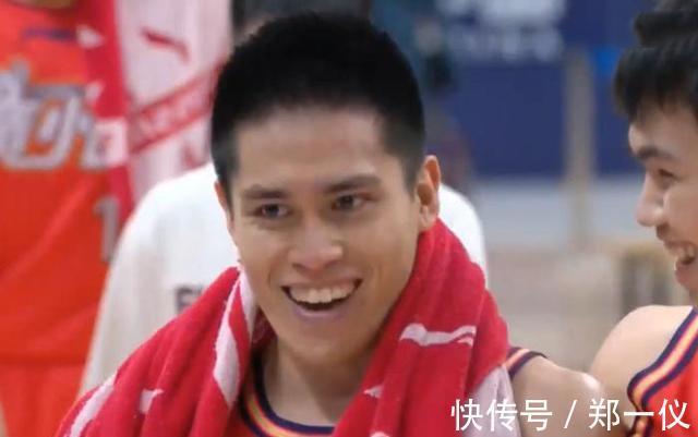 助攻|陈盈骏狂轰26+22!助攻创造CBA第二纪录,有位神人曾单场28助