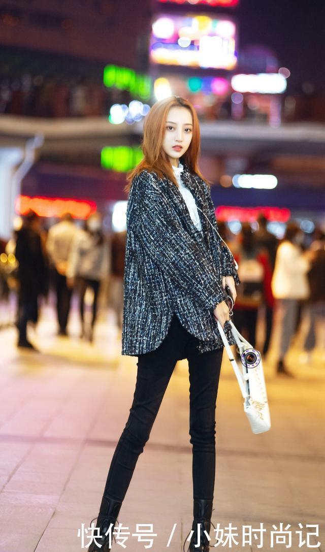 粗花呢|初冬时节适合穿紧身牛仔裤, 搭配粗花呢外套, 时髦洋气又显瘦