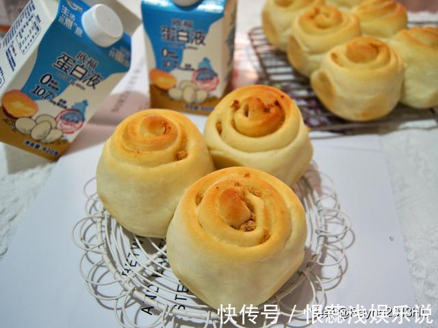 方形|适合夏季的淡咸味快手小餐包,松软咸香,营养丰富,好做又好吃