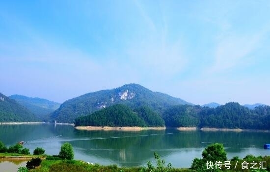 桂林阳朔神秘消失的湖，犀牛湖一夜间消失(水底有暗河)