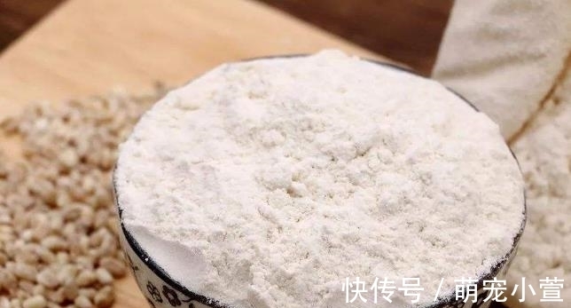 中筋面粉|买面粉时,只要包装袋上有“这行字”,尽管价格便宜,也是好面粉