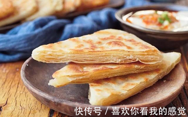 做烙饼,开水烫面凉水和面都不如它,教你正确做法,柔软好吃