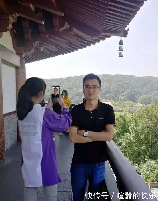 |PS搞笑恶搞:大神能把腿p的细一点吗,越细越好