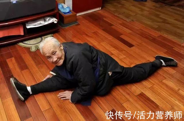 实际性|老年人养生经常拉筋、压腿,对身体健康有没有实际性危害?有真相