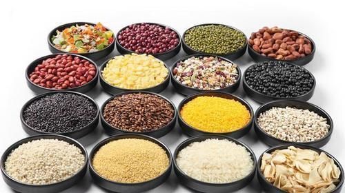 小米、黃米長得像,但作用不同,養(yǎng)胃吃小米還是黃米?吃錯反傷胃