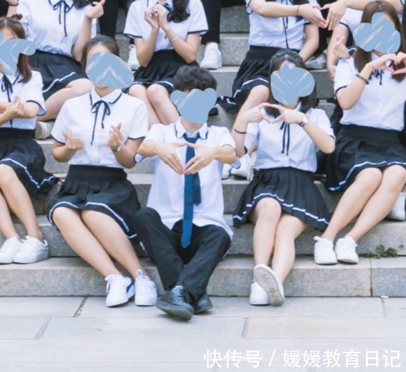 专业|学校拔河比赛,班里只有一名男生是什么体验,操场地面如此丝滑