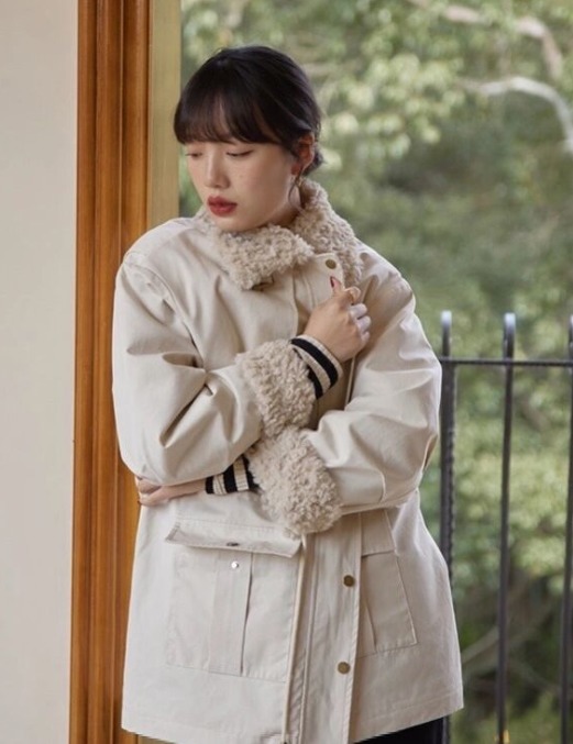 美眉 新年衣服不用买太多,这3件就足够,最后一件太有气质了!