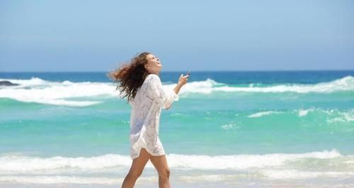 减肥|每天坚持快速走路5公里,两个月后,身体会有什么变化?