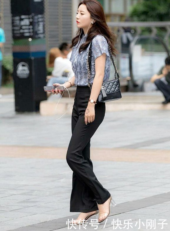 松紧有致的特质,彰显与众不同的气质