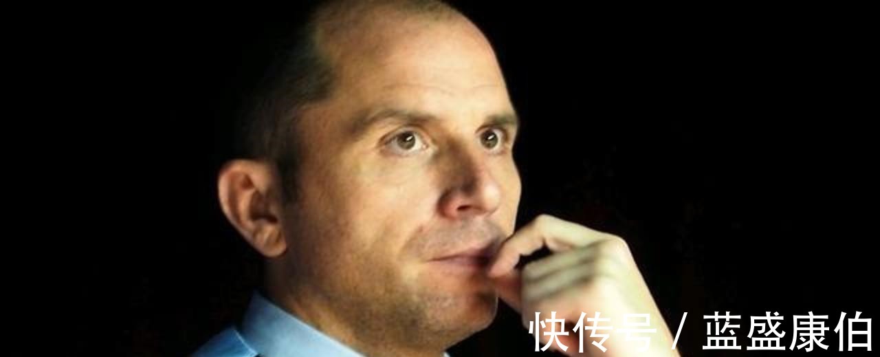 乔-佩里|鲁宁惭愧吗佩里回应摔杆事件不在意不愉快比赛，不懂为何发火！