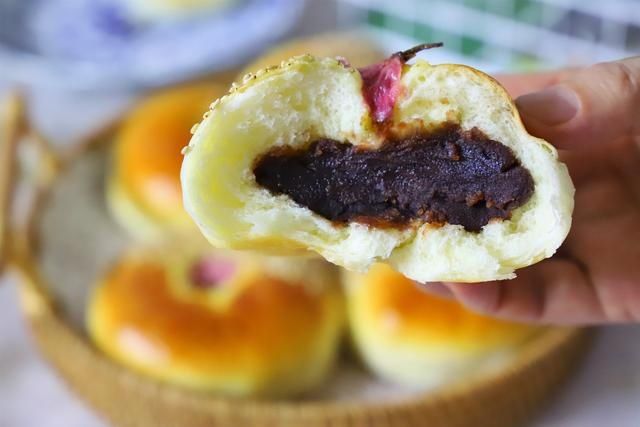 新手|入门级面包配方，新手照着做就行，松软香甜，放三天也不硬