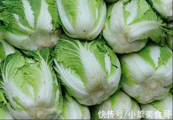 才知道，原来“绿叶白菜”和“黄叶白菜”区别这么大，快转告家人