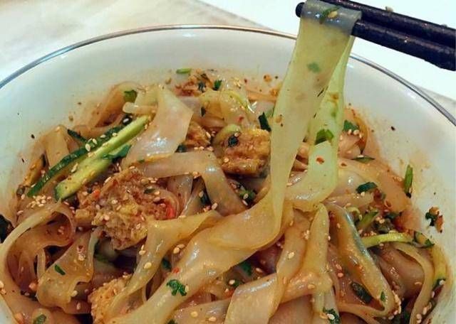 凉皮|教你做凉皮不用洗面不用揉面,一学就会,口感劲道又美味