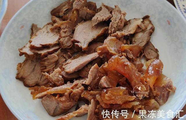 蒸鱼豉油|为妈妈过生日,花600元做了16道菜,以海鲜为主,1个人也顾得来