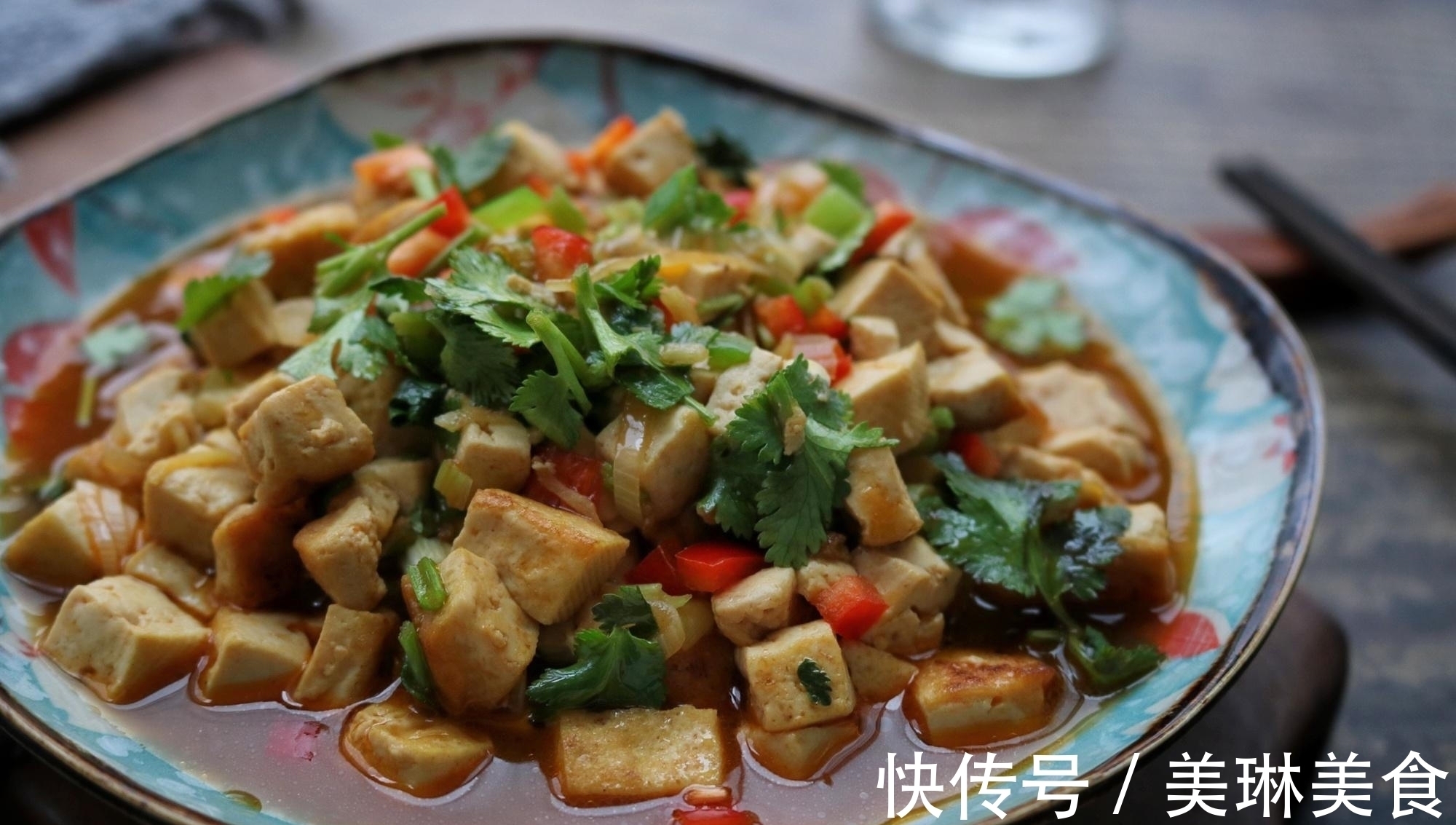 吃饺子搭配什么最过瘾?有人说是醋,有人说是辣椒,其实都错啦