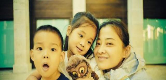 梅婷骗女儿上幼儿园，这个方法小孩都会上当，套路太深了！