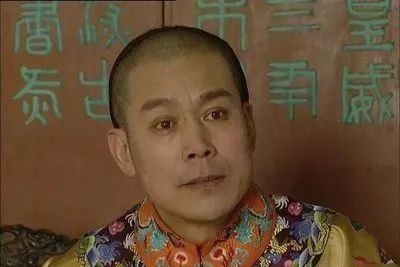 通奸|《雍正王朝》太子与郑春华通奸，为何胤禛登基之前要杀郑春华？