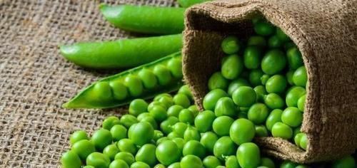 大米粥里加它们,赶走一身血栓,每天泡一杯,帮助活血化瘀清血管