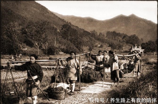 荒草|10张罕见晚清老照片李鸿章和美国总统合影,长城上荒草丛生