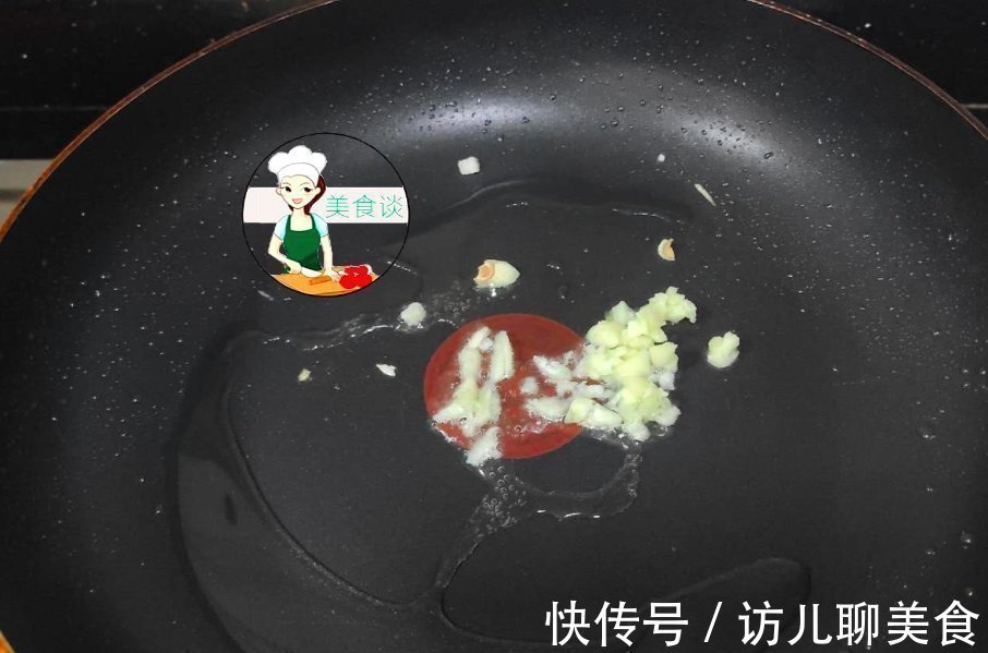 实惠|入秋后,这两样素菜一起炒,不放肉也很鲜甜,营养实惠,儿子爱吃