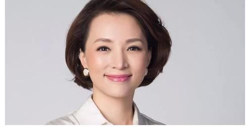 春晚|主持人程前老婆曝光，竟是我们熟悉的她，这就是离开董卿的理由吗