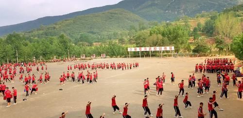 灵山大佛|全国最任性的景区，门票从来不降价，游客还非要去游玩