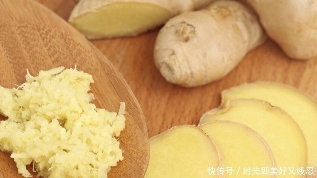 食物|女性月经期间，这4种食物敞开吃，排出污血，体重或会降至两位数