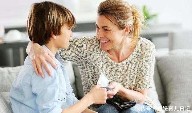 孩子|孩子开口要零花钱时,母亲的做法决定孩子的未来,早知道早受益