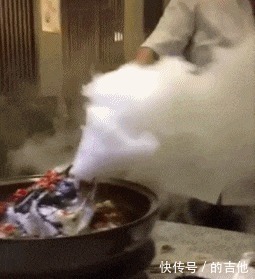 小可爱们|清洁阿姨真的是一个宝藏女孩儿呀,手办能够弄成这个样子,实属是佩服