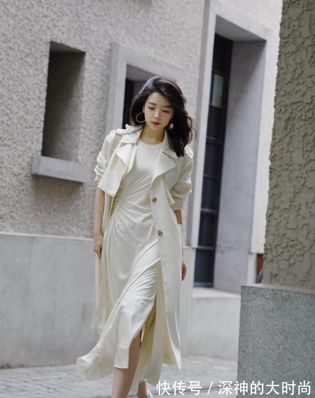 气质 深秋别着急买衣服,优雅女人都穿“裙子+外套”,显气质一绝!