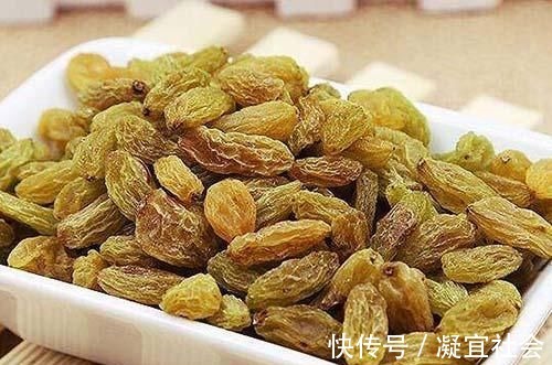 骨质疏松|建议中老年人：不管有钱没钱，尽量多吃4种营养零食，好吃又健康