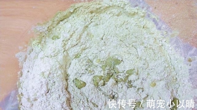 爱吃蛋糕，要学会这个懒人做法，搅一搅就可以，暄软又香甜，好吃