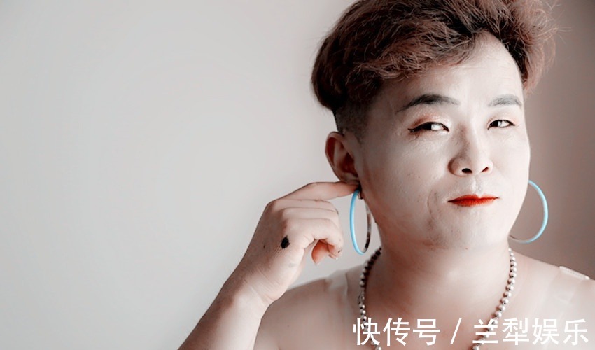 我,38岁,顶着偏见投身乡村演艺圈,为了生活,一切都很值得