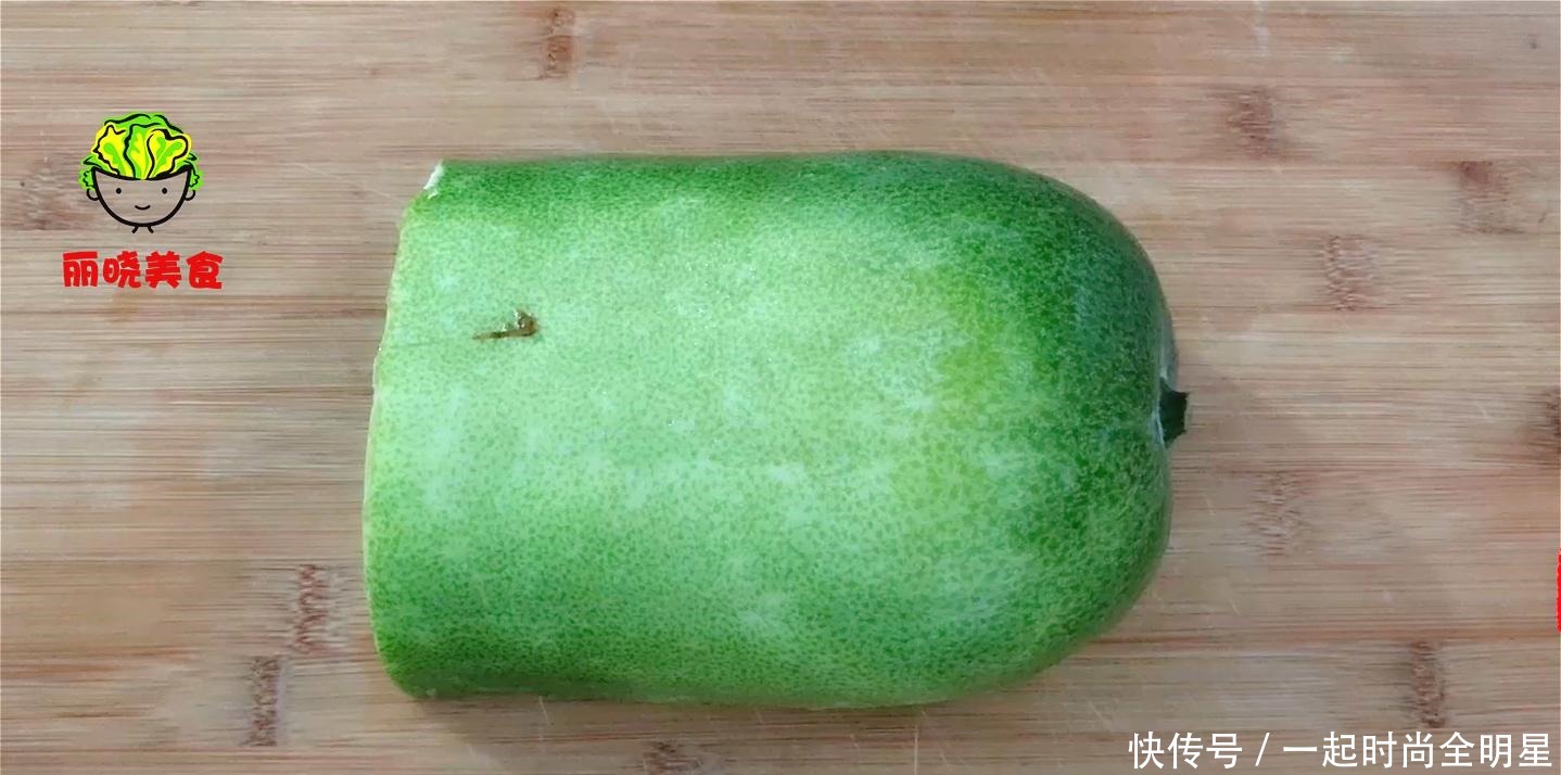 将冬瓜|入秋后要多吃冬瓜,教你个特色做法,赛过大鱼大肉,出锅都抢着吃