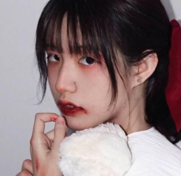 习惯|想让“眼睛变大”的女孩，每天坚持这3种习惯，轻而易举成校花