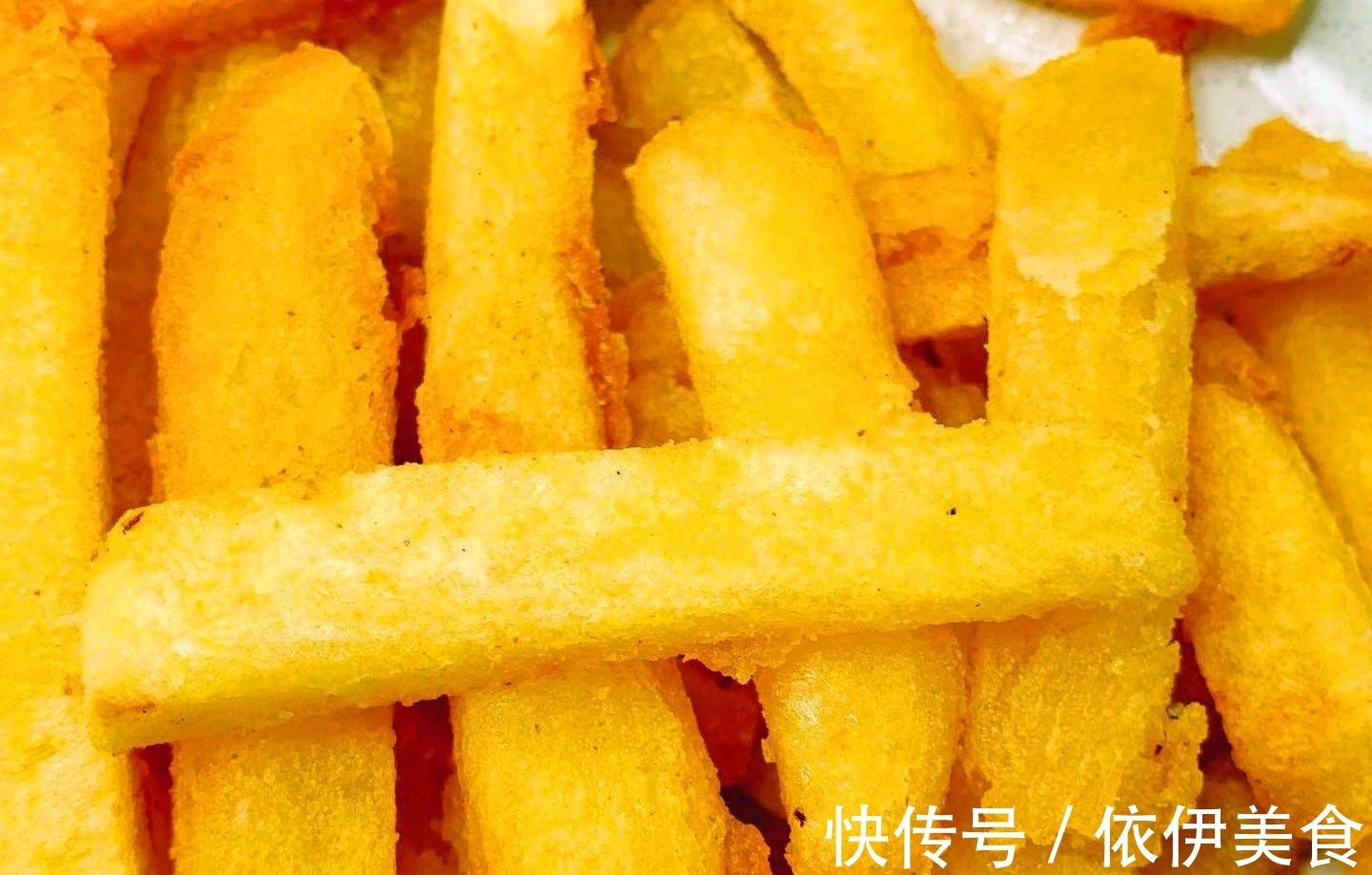 薯条|炸薯条时,直接炸是大错特错!少了1步,导致薯条不脆还软趴趴