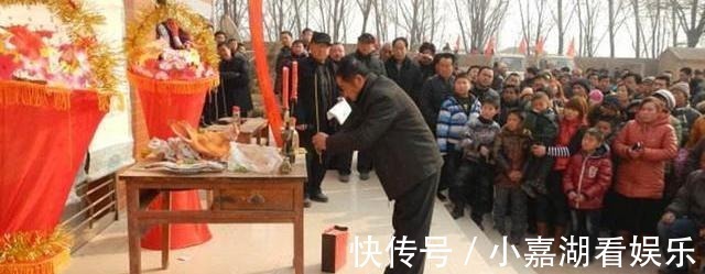 堂姐妹$在骂人的时候,动不动骂“祖宗十八代”,这句话实在是太狠毒了