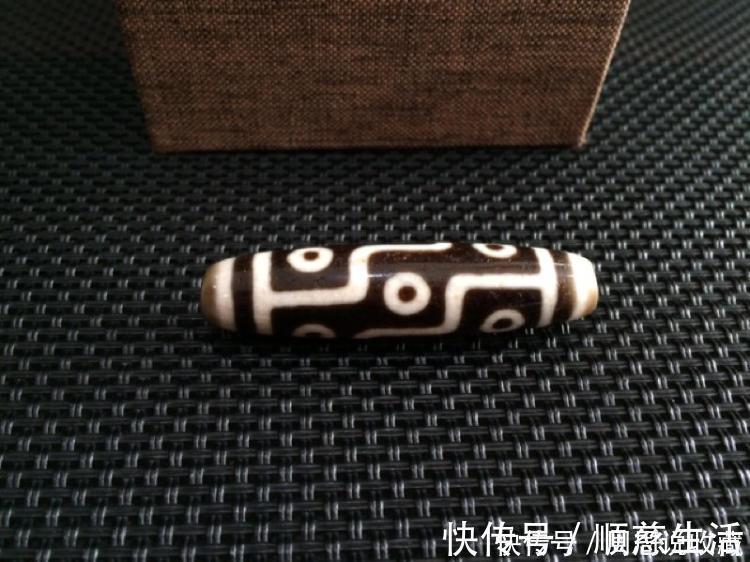 缠丝!别一听见玛瑙就感觉是廉价之物,玛瑙在古珠文化里的地位